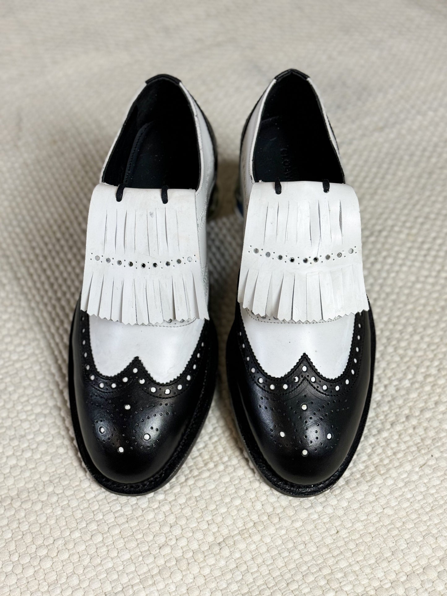 Goodyear Welted White and Black leather Wingtip Brogue kiltie Oxford shoes